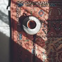 روش پاک کردن لکه چای، نوشابه و... از فرش
